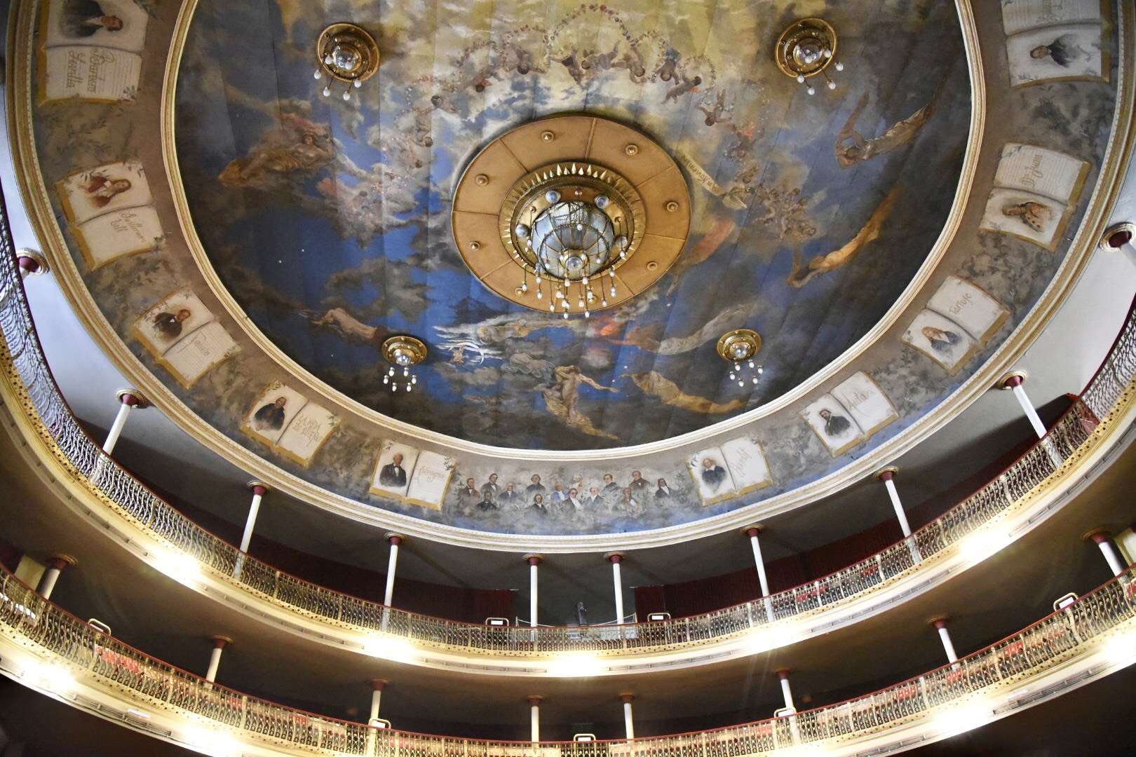 Así Se Prepara El Teatro Municipal Coliseo Podestá De La Plata Para Una Nueva Temporada 6393