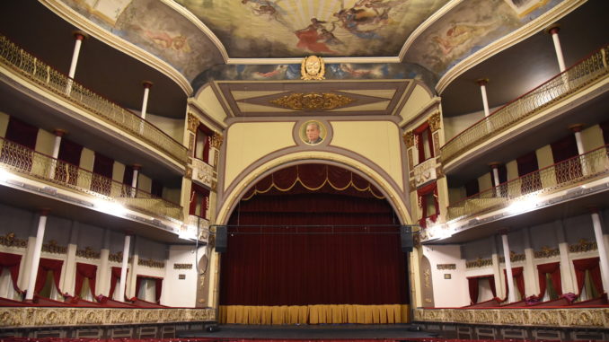 Coliseo Podestá1